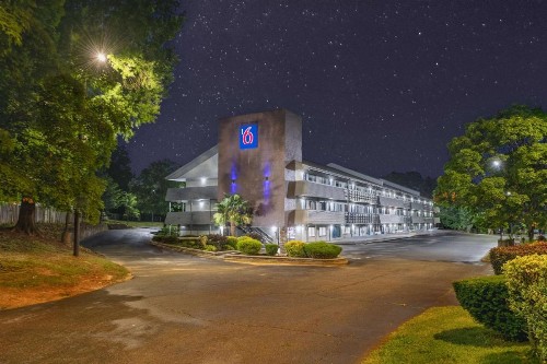 Motel 6-Charlotte NC - Coliseum - image 6