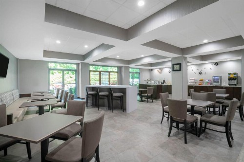Wingate by Wyndham Charlotte Airport - image 41