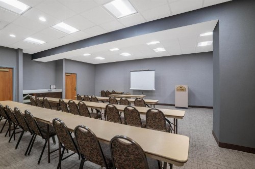 Wingate by Wyndham Charlotte Airport - image 46
