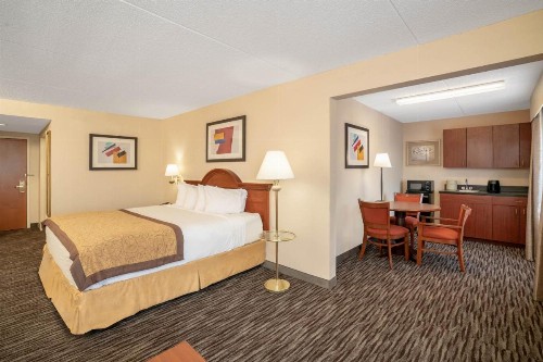 Wingate by Wyndham Charlotte Airport - image 50