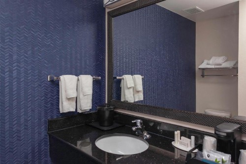 Fairfield Inn & Suites by Marriott Charlotte Matthews - image 10