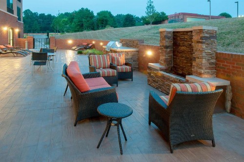 Fairfield Inn & Suites by Marriott Charlotte Matthews - image 21