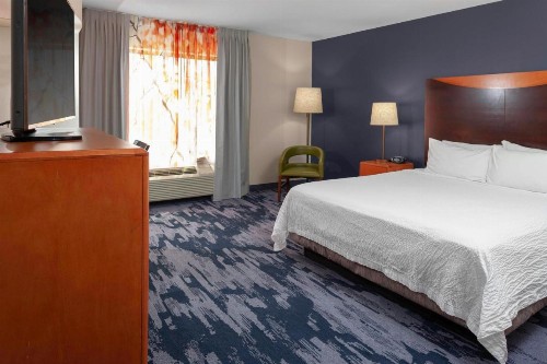 Fairfield Inn & Suites by Marriott Charlotte Matthews - image 22