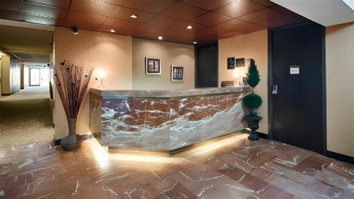 Best Western Plus Charlotte Matthews Hotel - image 15