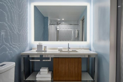 Renaissance Charlotte SouthPark Hotel - image 22