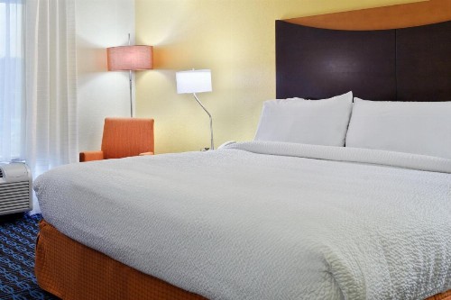Fairfield Inn & Suites Charlotte Arrowood - image 28