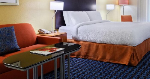 Fairfield Inn & Suites Charlotte Arrowood - image 7