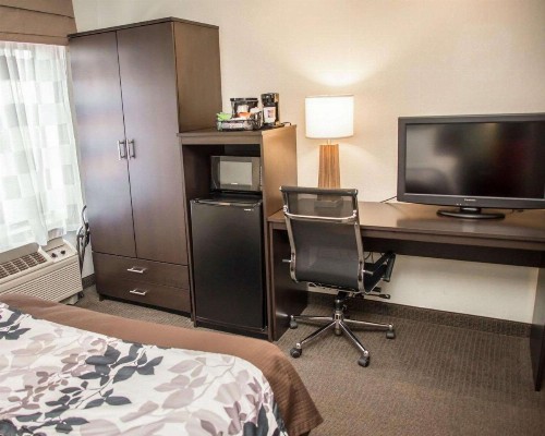 Sleep Inn University Place - image 30
