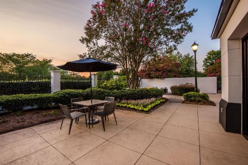 Courtyard Charlotte Ballantyne - image 48