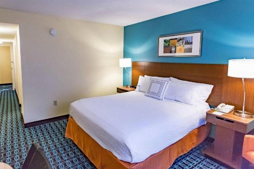 Fairfield Inn Charlotte Northlake - image 17