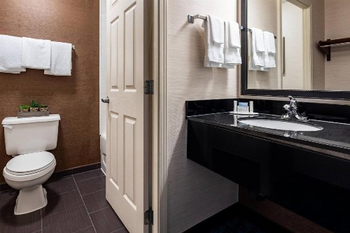 Fairfield Inn Charlotte Northlake - image 4