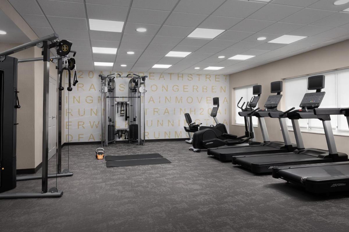 Residence Inn Charlotte SouthPark - image 4
