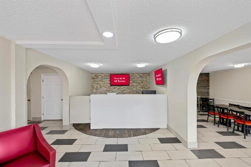 Days Inn by Wyndham Charlotte Airport North - image 23