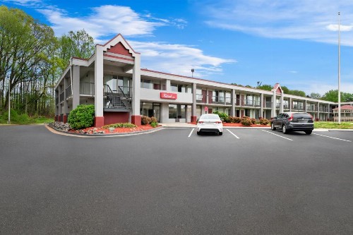 Days Inn by Wyndham Charlotte Airport North - image 25