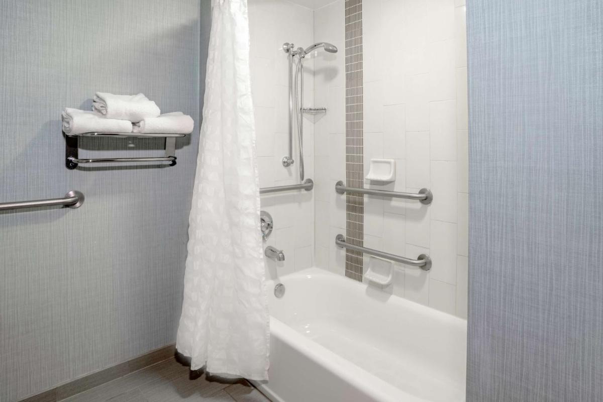 Hyatt Place Charlotte Airport Tyvola Road - image 3