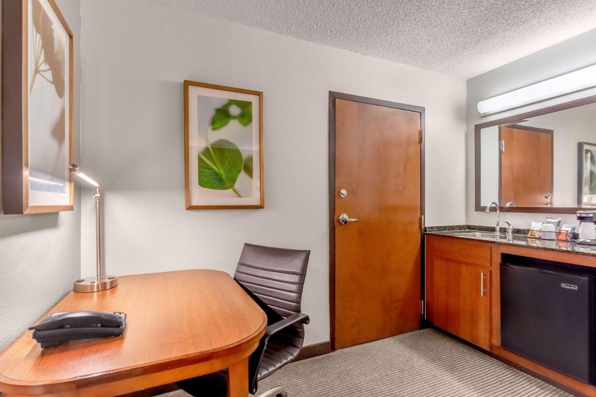 Hyatt Place Charlotte Airport Tyvola Road - image 7