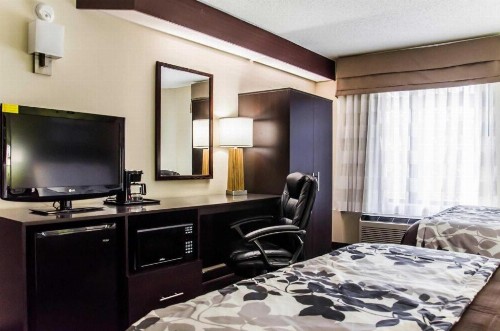Sleep Inn Airport - Billy Graham Parkway - image 17