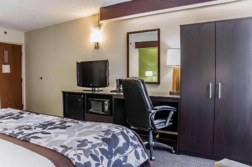 Sleep Inn Airport - Billy Graham Parkway - image 25