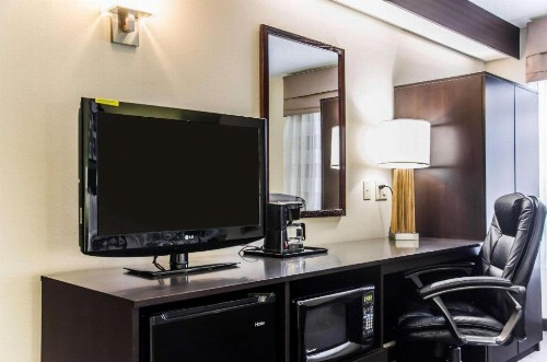 Sleep Inn Airport - Billy Graham Parkway - image 26
