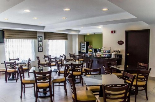 Sleep Inn Airport - Billy Graham Parkway - image 6
