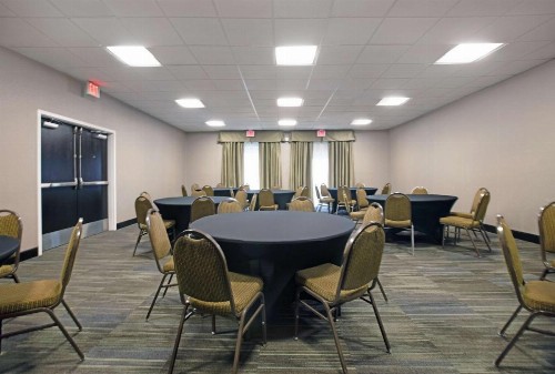 Homewood Suites Charlotte Ayrsley - image 24