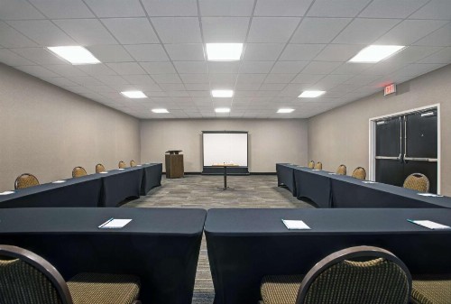 Homewood Suites Charlotte Ayrsley - image 32