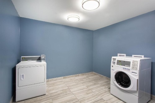 Baymont by Wyndham Charlotte University - image 10