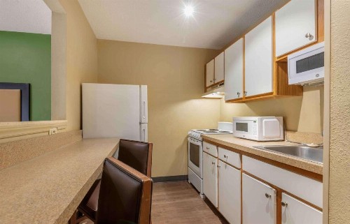 Extended Stay America Suites - Charlotte - Tyvola Rd - Executive Park - image 27