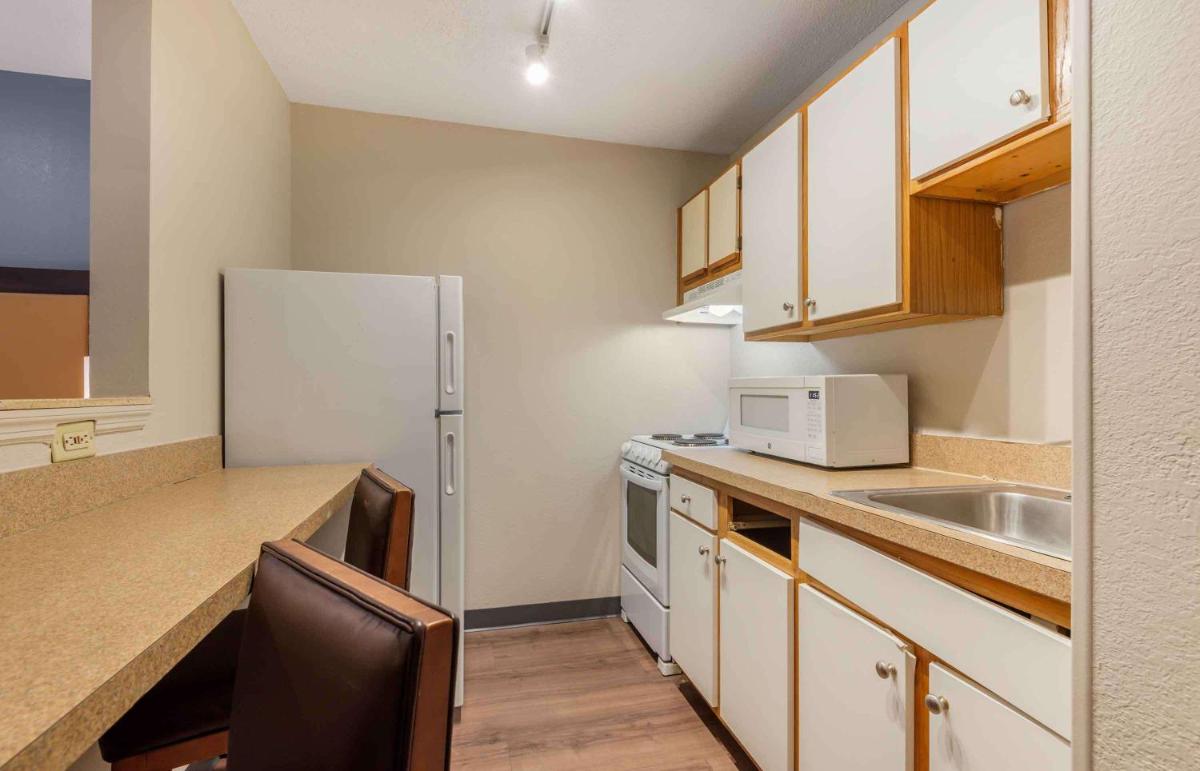 Extended Stay America Suites - Charlotte - Tyvola Rd - Executive Park - image 4