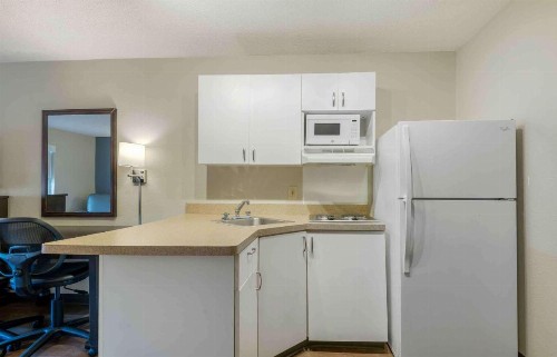 Extended Stay America Suites - Charlotte - University Place - image 14