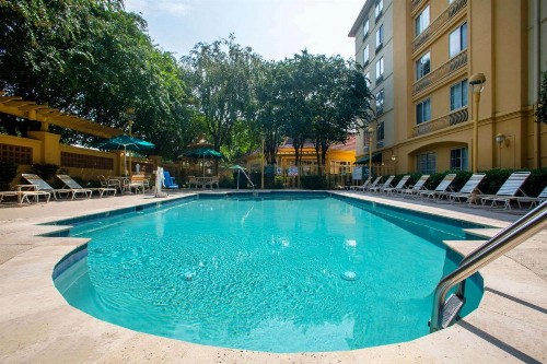 La Quinta by Wyndham Charlotte Airport South - image 16