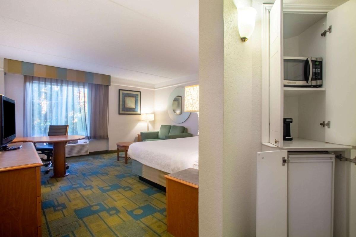 La Quinta by Wyndham Charlotte Airport South - image 2