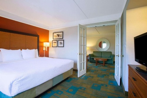 La Quinta by Wyndham Charlotte Airport South - image 24
