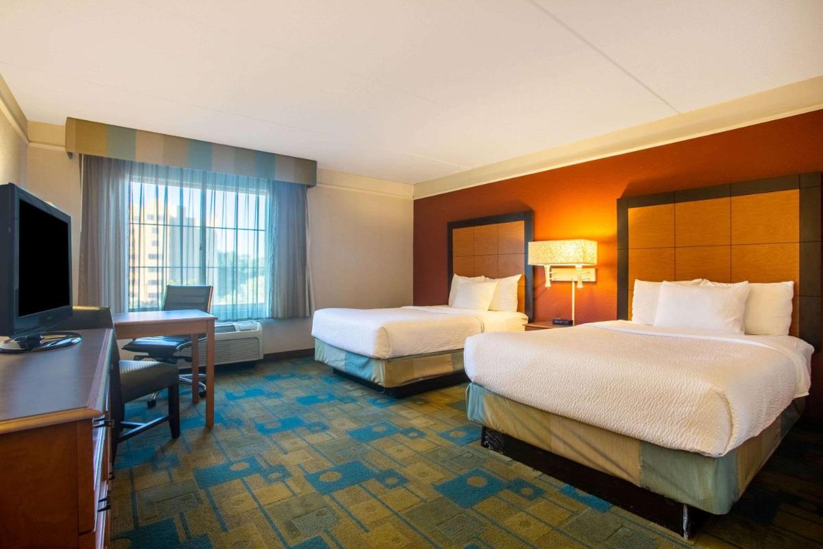 La Quinta by Wyndham Charlotte Airport South - image 5