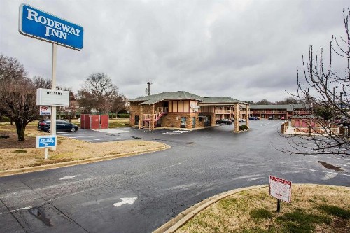 Rodeway Inn University Area - image 3