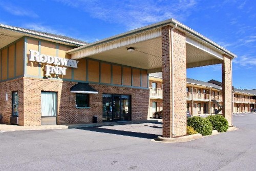 Rodeway Inn University Area - image 8