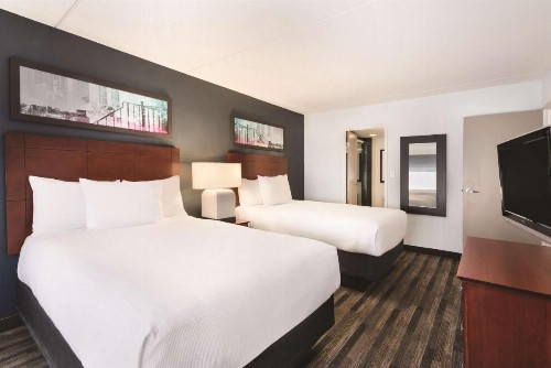 Hyatt House - Charlotte Airport - image 13
