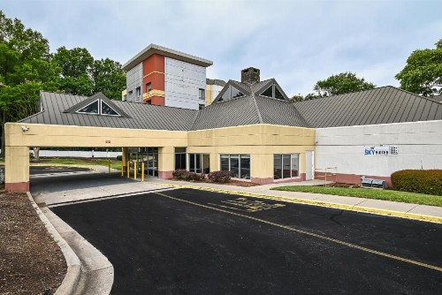 Hyatt House - Charlotte Airport - image 8