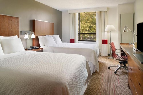 Four Points by Sheraton Charlotte - image 5