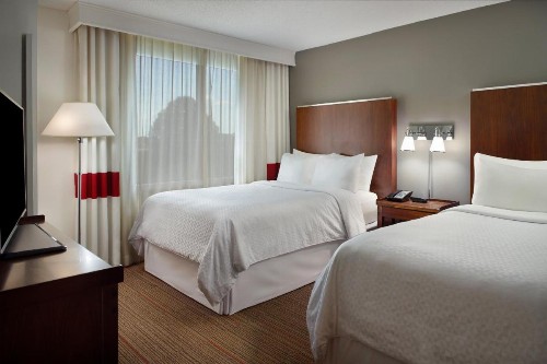 Four Points by Sheraton Charlotte - image 7