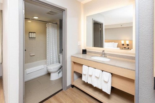 Hyatt Place Charlotte Arrowood - image 40