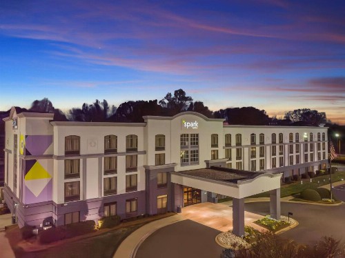Wingate by Wyndham - Charlotte Airport South I-77 at Tyvola - image 2