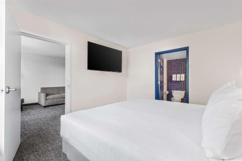 Wingate by Wyndham - Charlotte Airport South I-77 at Tyvola - image 28
