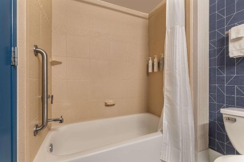 Wingate by Wyndham - Charlotte Airport South I-77 at Tyvola - image 31