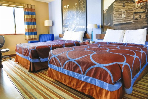 Super 8 by Wyndham Charlotte University - image 22