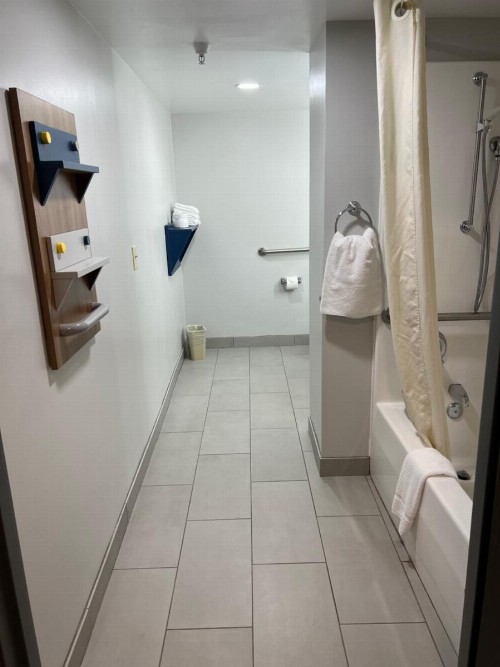 Microtel Inn & Suites by Wyndham Charlotte/Northlake - image 33