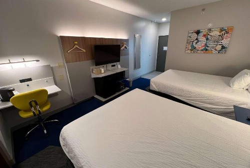 Microtel Inn & Suites by Wyndham Charlotte/Northlake - image 36