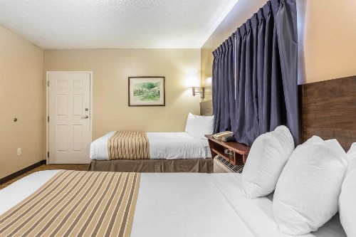 Suburban Extended Stay Hotel Charlotte - image 7