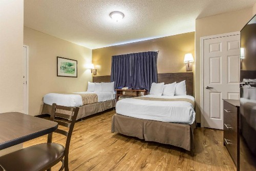 Suburban Extended Stay Hotel Charlotte - image 9
