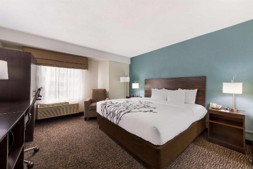 Sleep Inn - Northlake - image 10